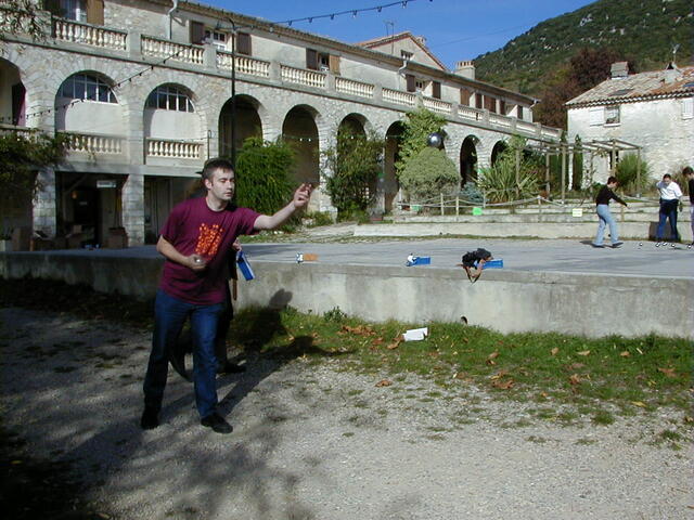 Danbri playing petanque