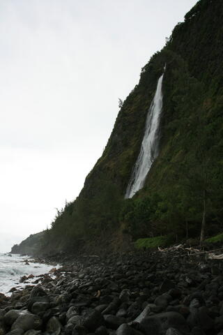 Kaluahine Falls