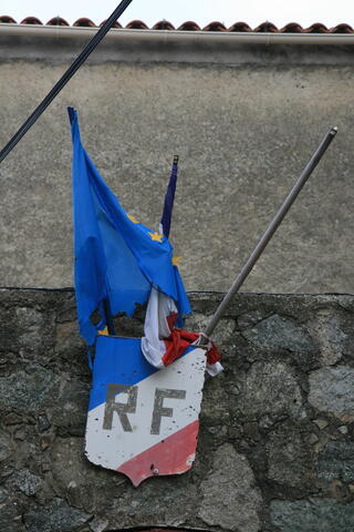 RF flag