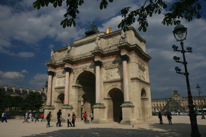The Arch of Triumph at the Carrousel