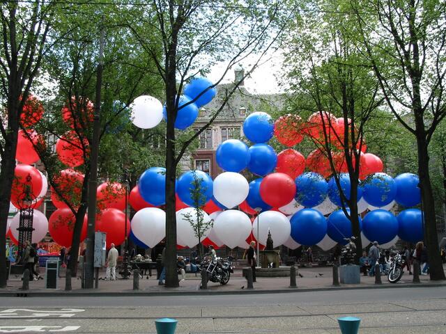 Big balloons