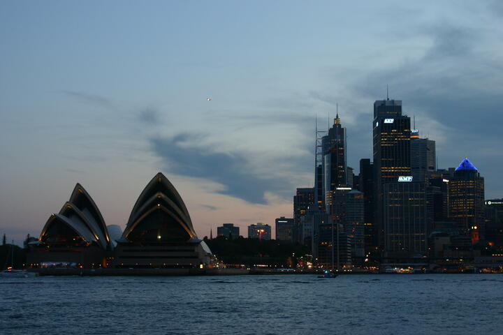 Sydney Opera House and downtown
