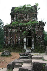 Photo: Cham ruins