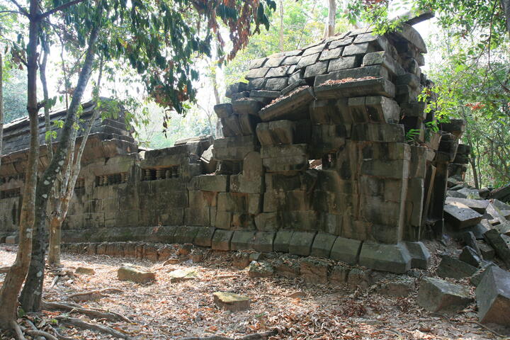 Chay Soeivibol temple