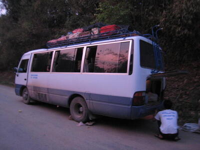 Photo: Bus repair