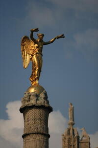 Photo: Gold statue